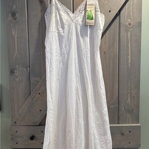 Vintage Vanity Fair NWT Bridal White Lace Full Slip Made in the USA Size 34